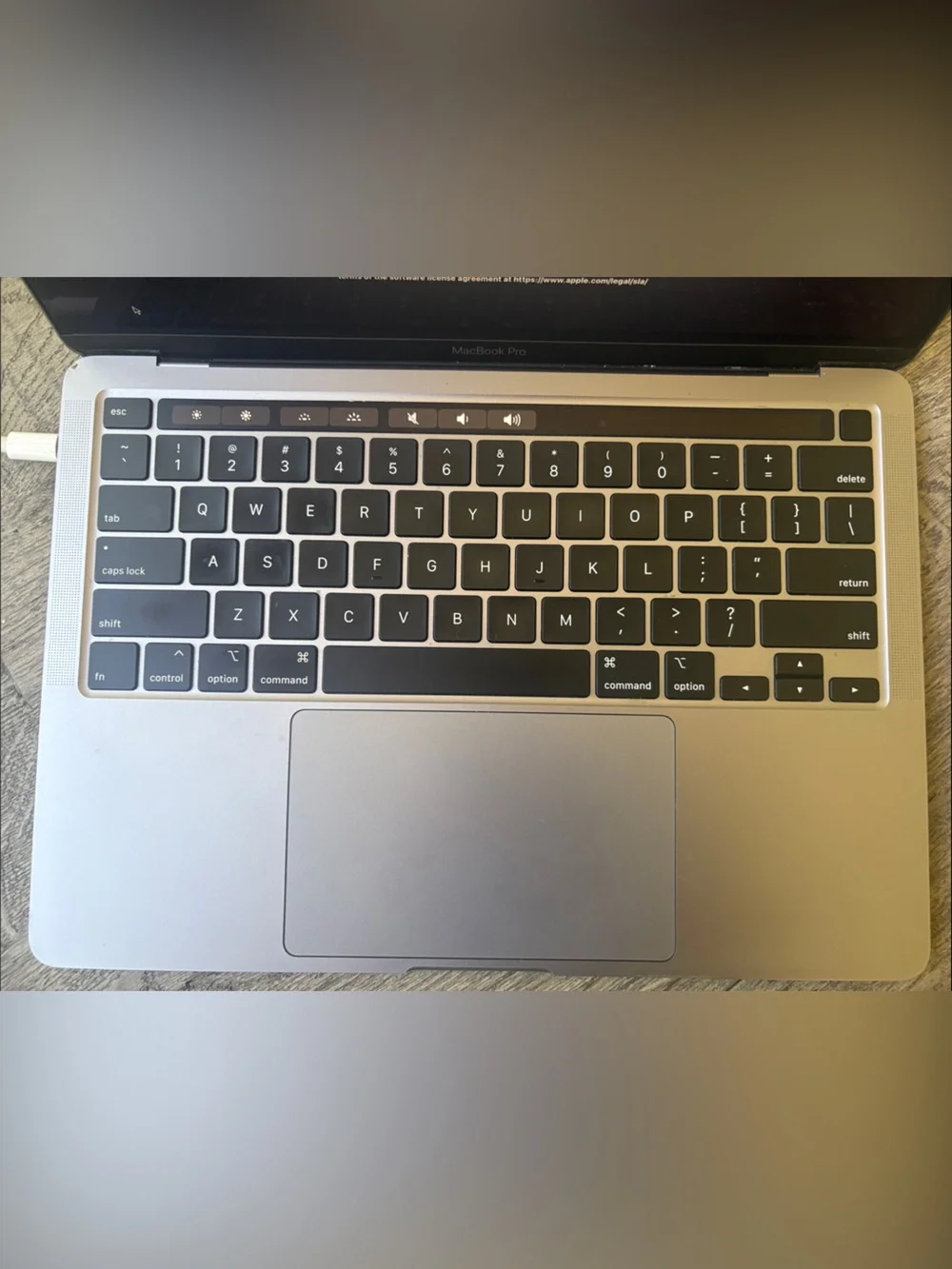 Apple MacBook Pro - Silver Aluminum